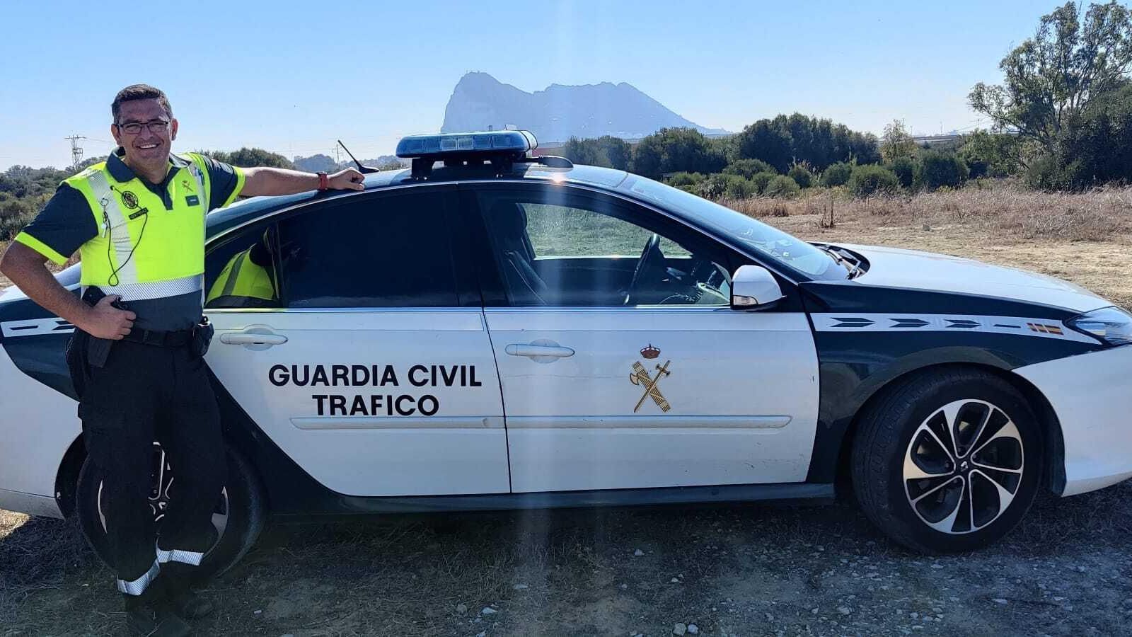 Luis de Lama, guardia civil de Tráfico en el Campo de Gibraltar. Luis de Lama, guardia civil de Tráfico en el Campo de Gibraltar.