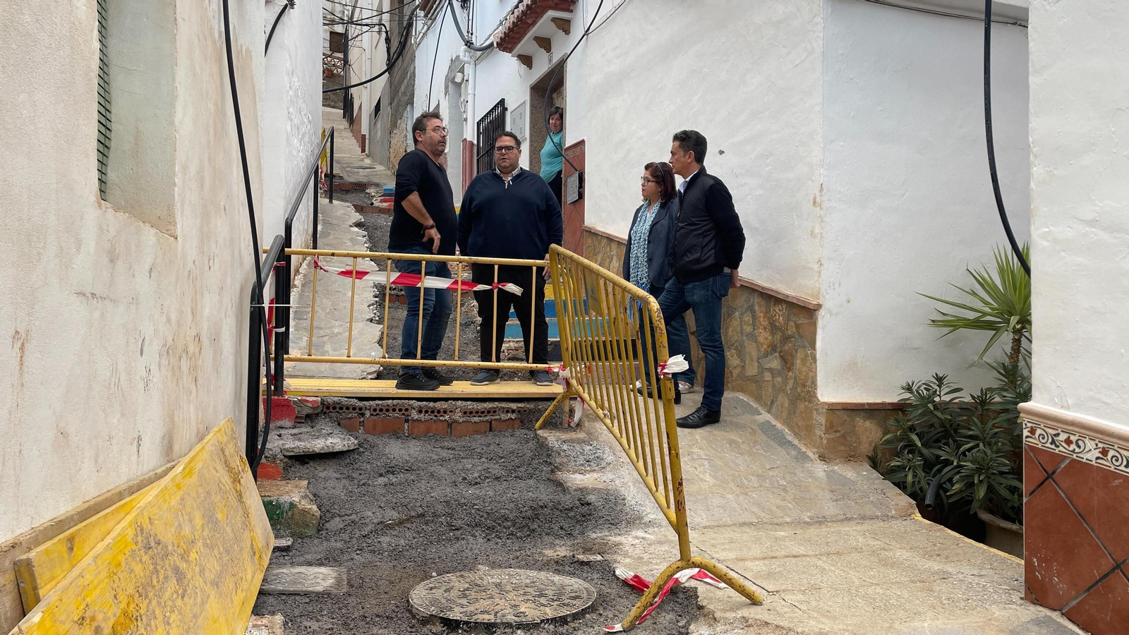 Visita a la obra de la calle Aguacate de Jete