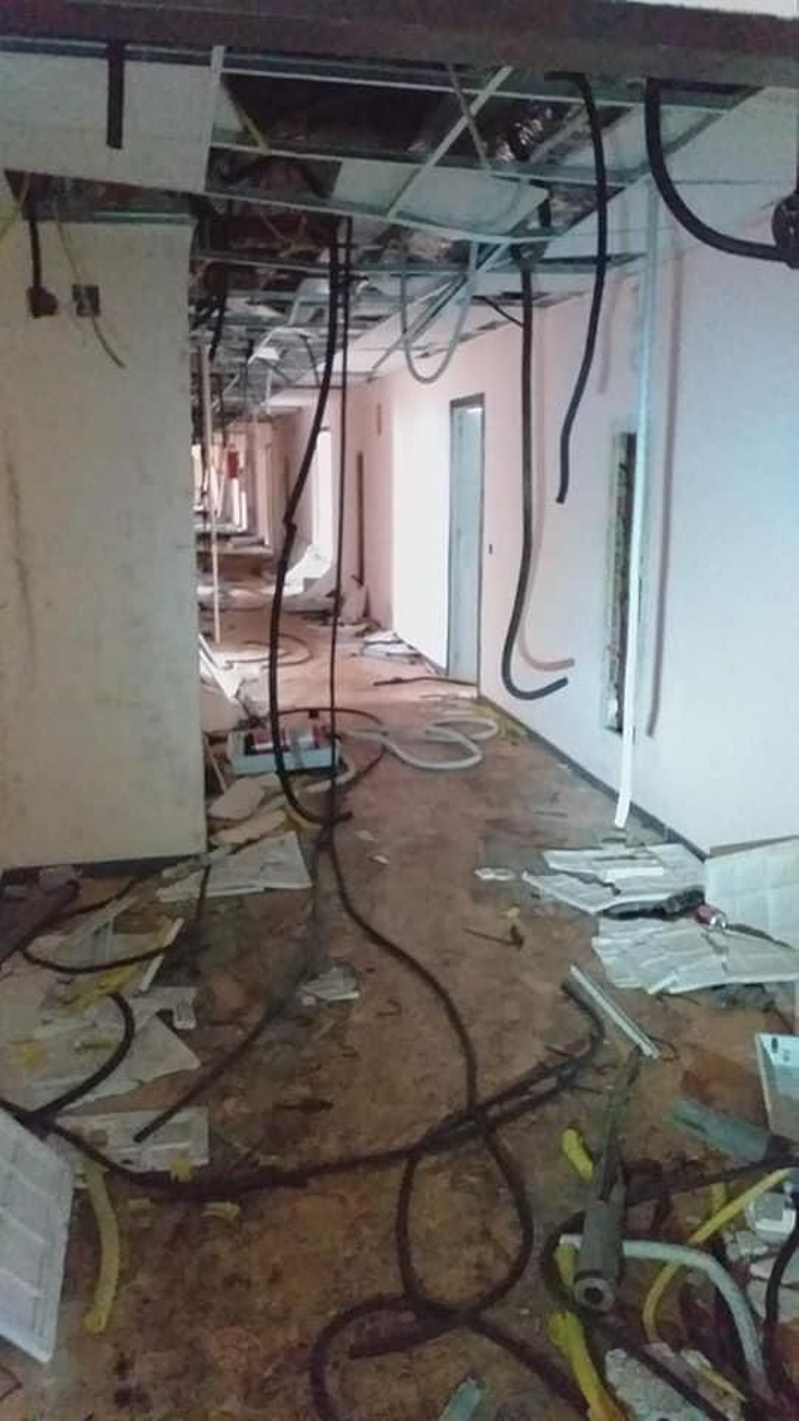 Saqueo del antiguo hospital de La Línea