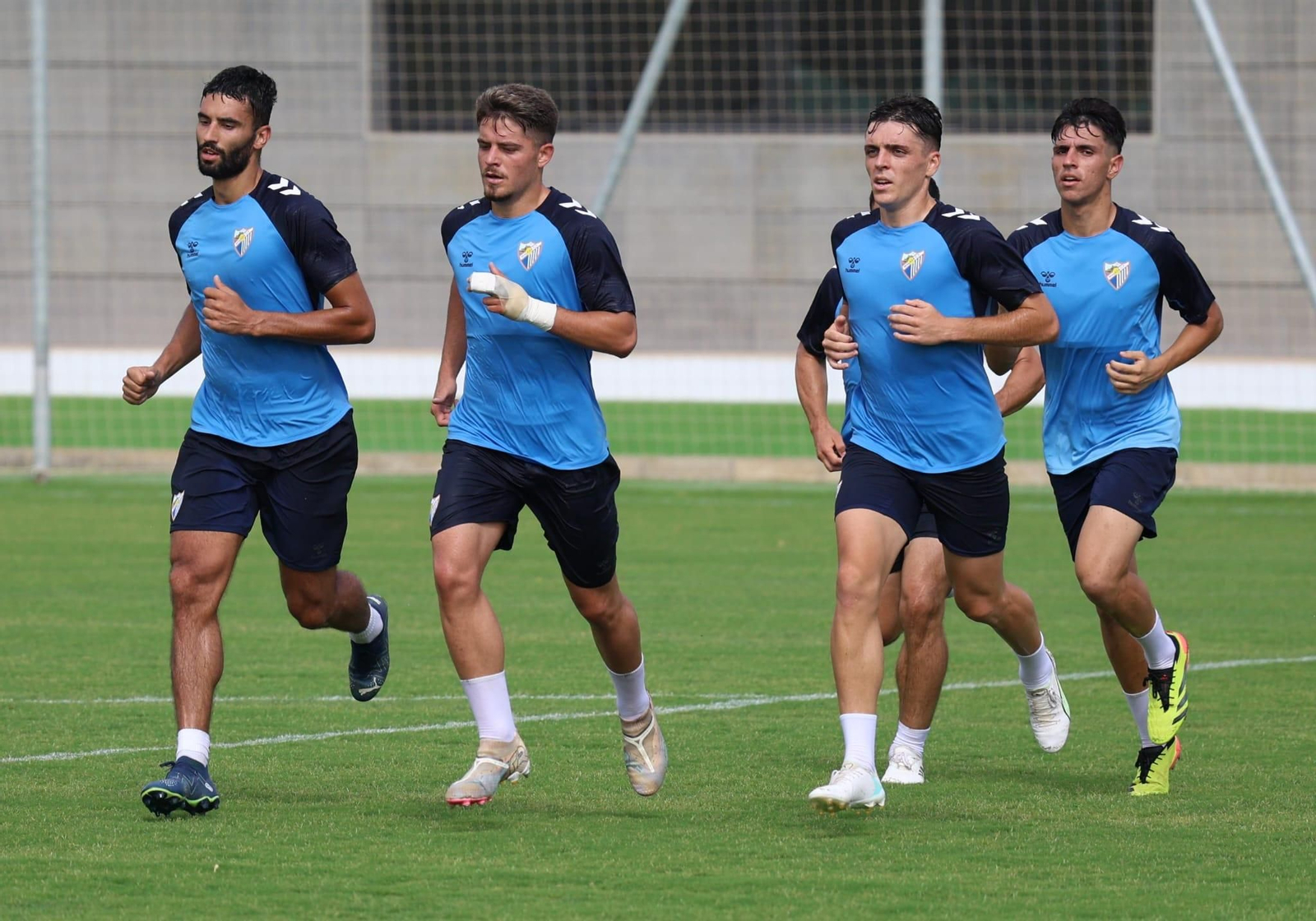 El primer entrenamiento de la semana del Málaga CF, en fotos