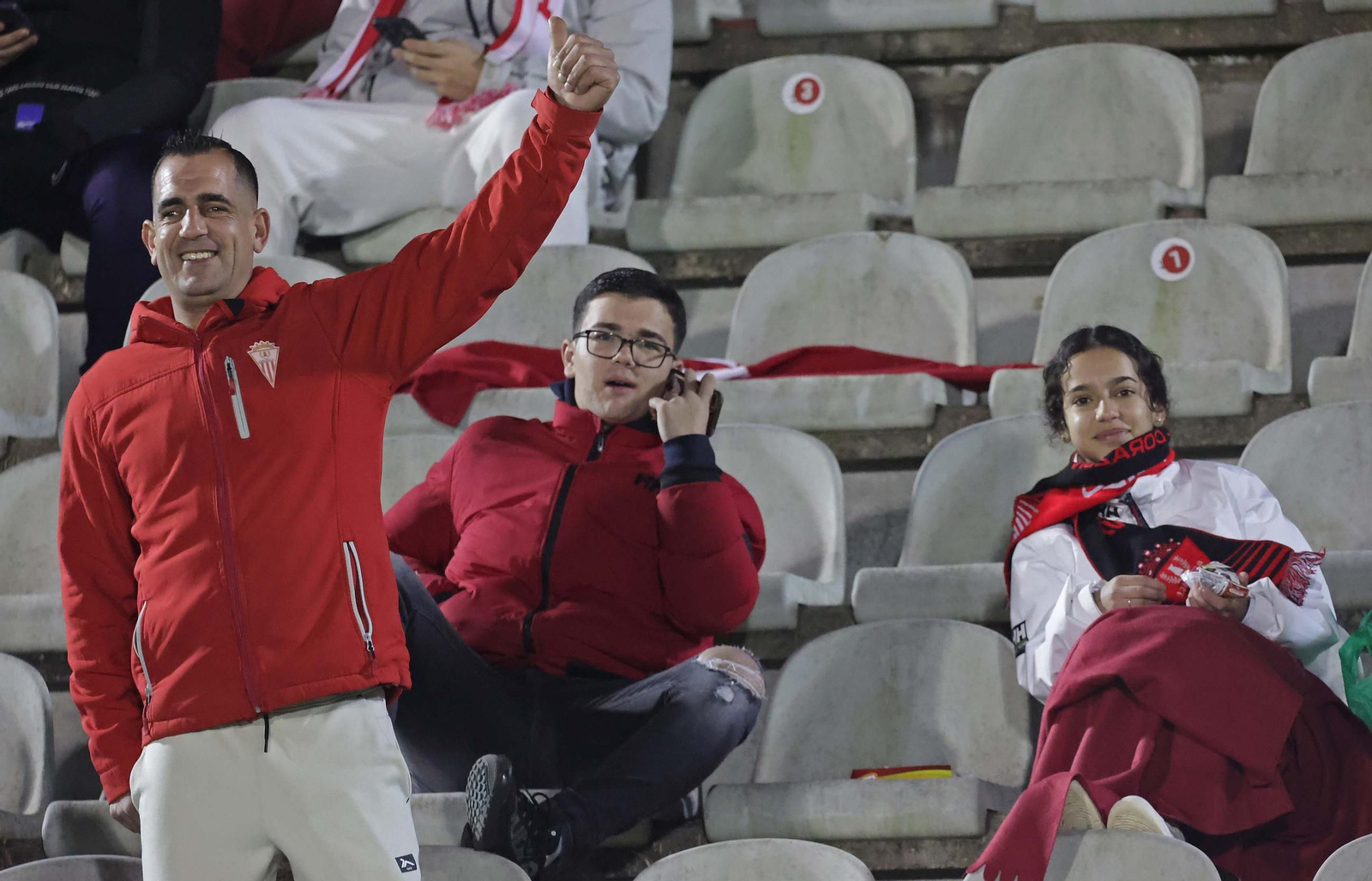 Búscate en el Nuevo Mirador durante el Algeciras - Real Madrid Castilla de Primera Federación