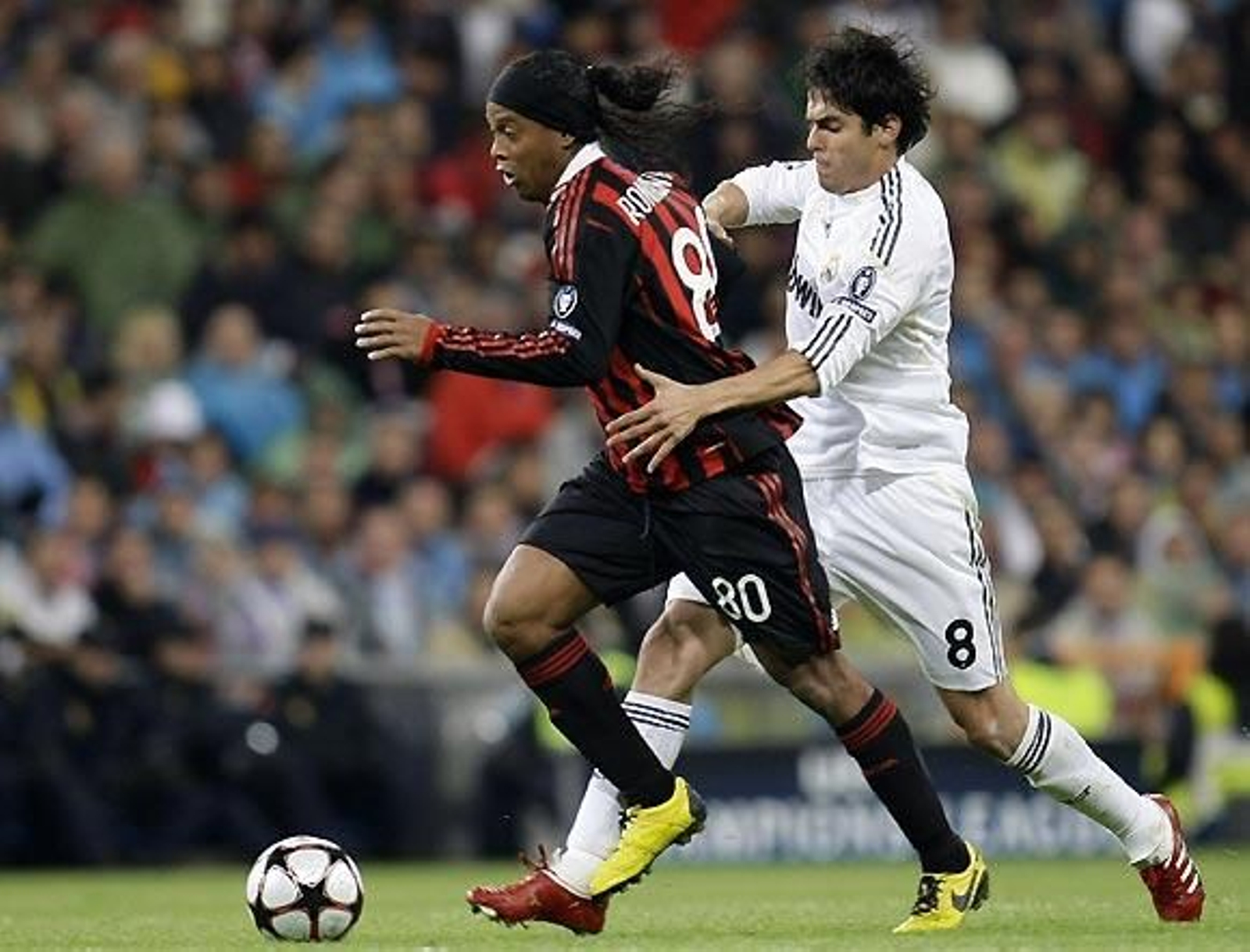 Ronaldinho, mejor jugador de la década para una revista británica