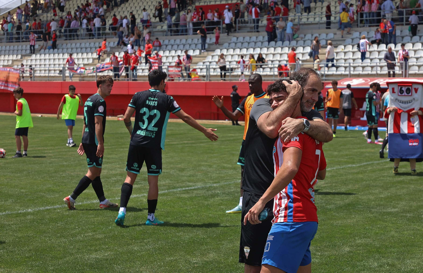 Las  mejores fotos del Algeciras - Atlético Baleares de Primera RFEF