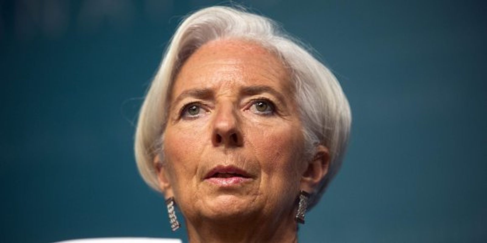 Lagarde considera que el acuerdo es "un buen paso" para restaurar la confianza