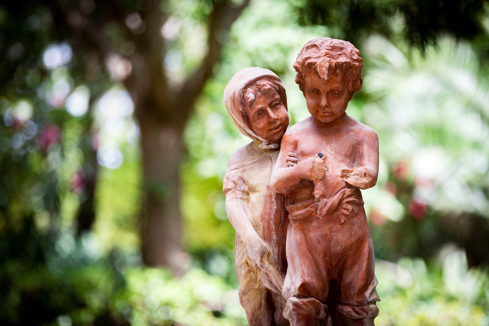 Imágenes del abandono del parque Genovés en Cádiz
