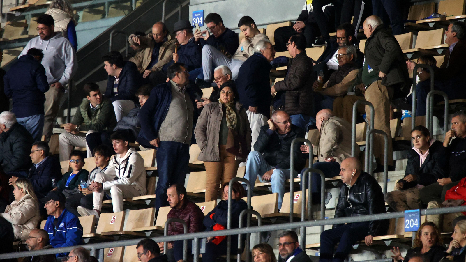 Búscate en el Xerez DFC - Ceuta B en el Municipal de Chapín en Jerez