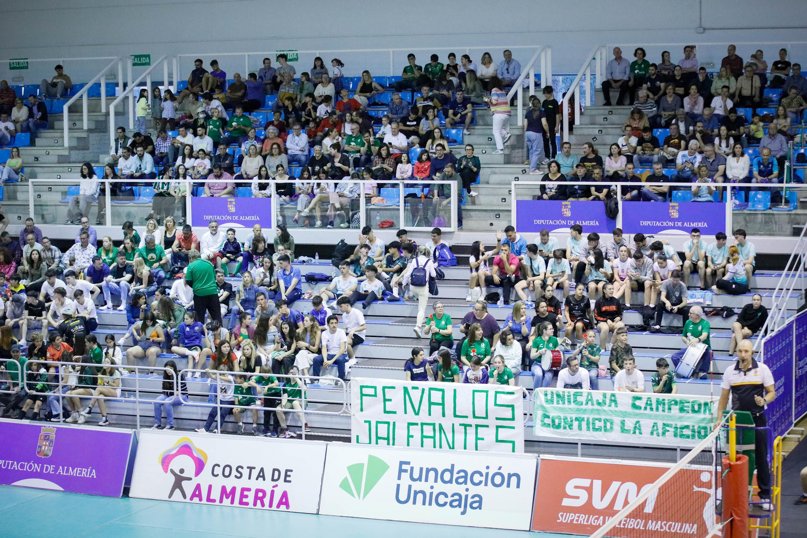 Imágenes del partido entre Unicaja Almería y Grupo Herce Soria