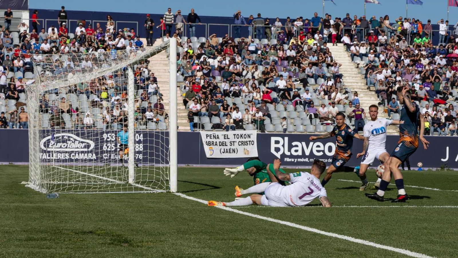 Las mejores imágenes de la victoria del Real Jaén ante la UDC Torredonjimeno en el Partido de la Provincia