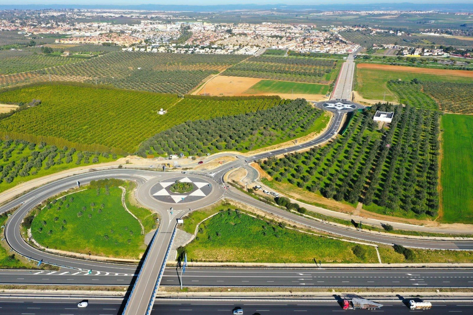 Las obras que conectan Espartinas con la A.49 ya finalizadas.