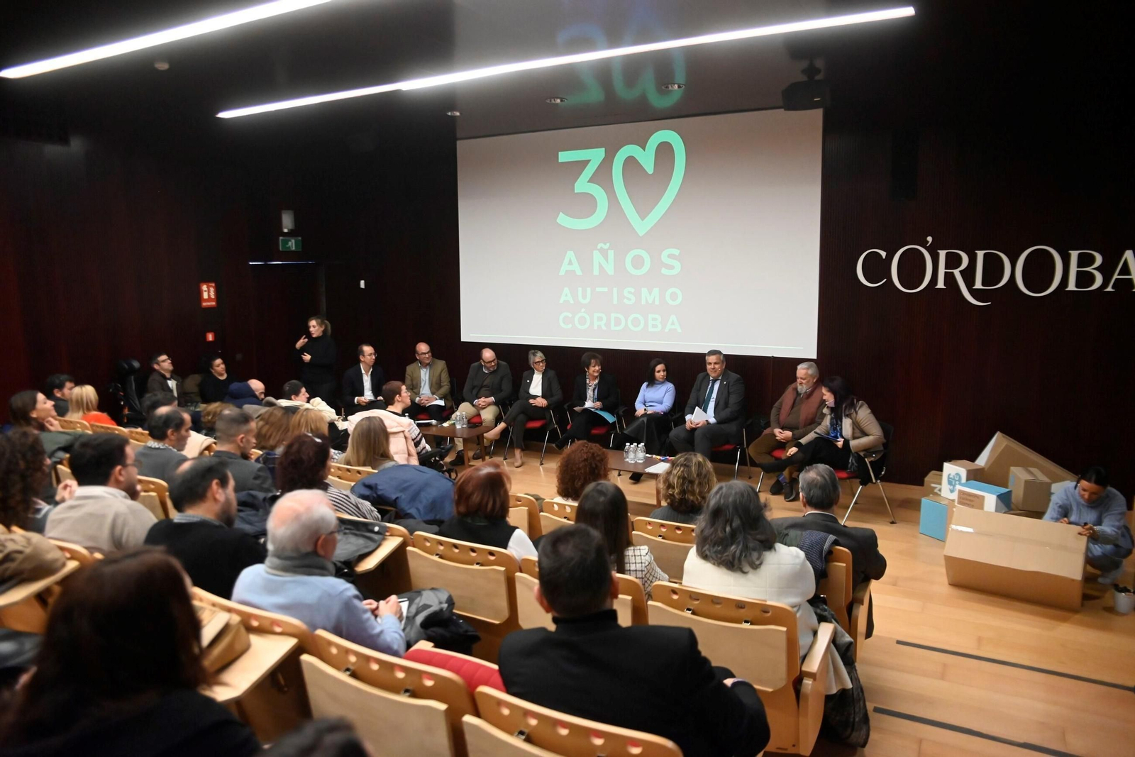 La mesa redonda sobre el tercer sector organizada por Autismo Córdoba, en imágenes