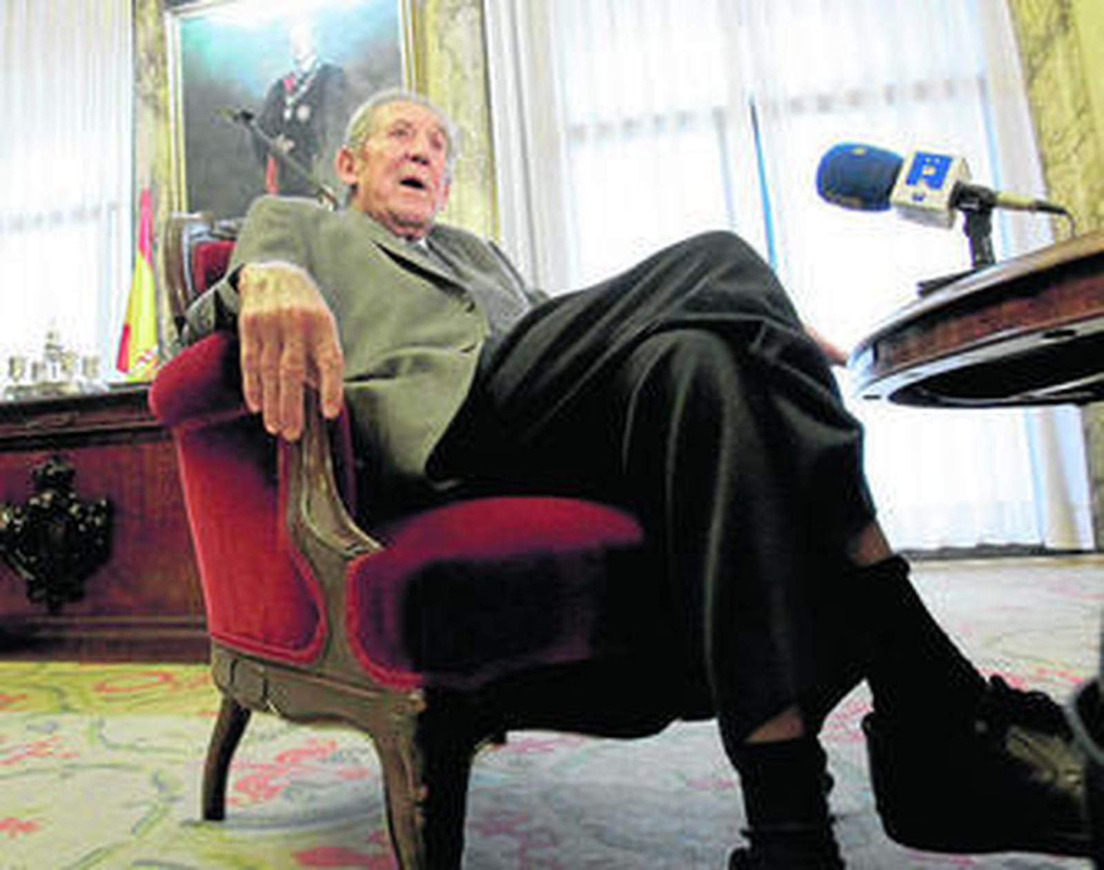 El ex presidente del Consejo de Estado Francisco Rubio Llorente durante una entrevista.