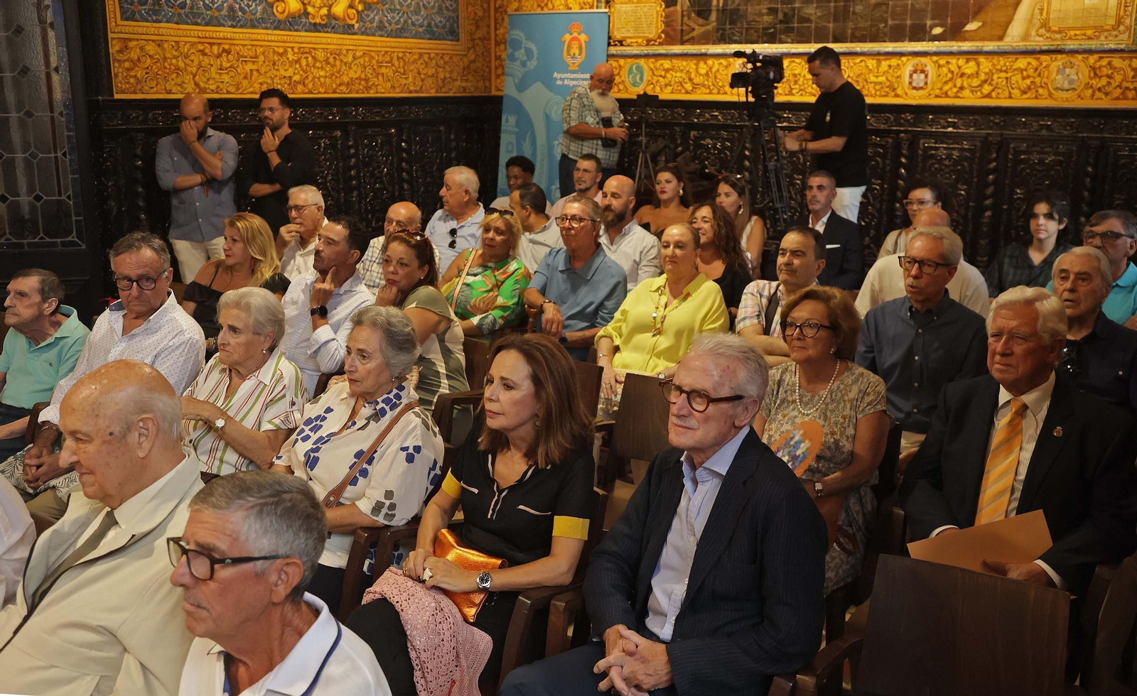 Fotos del acto de reconocimiento a Crescencio Torés en el Ayuntamiento de Algeciras
