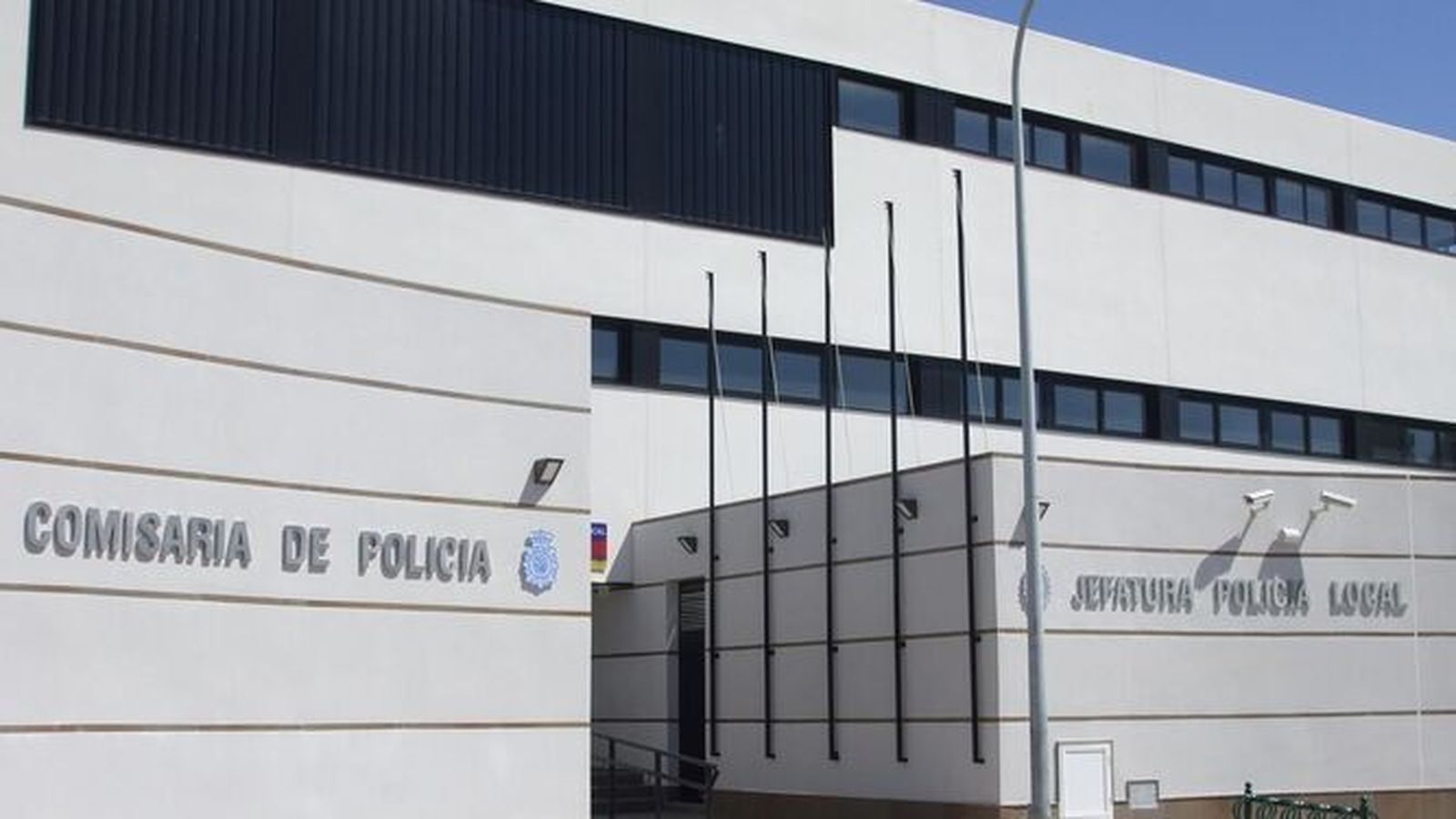 Imagen de archivo del edificio policial de Sanlúcar.