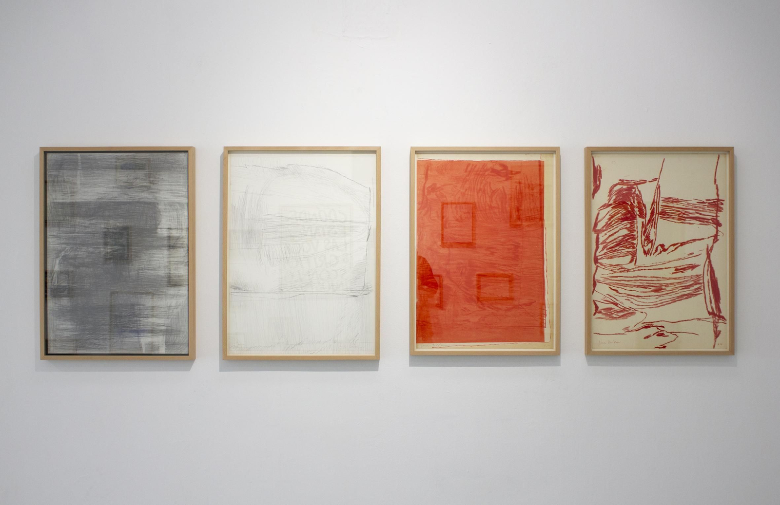 'Rojos y negros' de Pérez Valencia en Di Gallery.