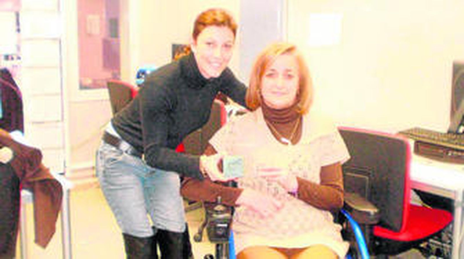 Juana Fernández se ha convertido en una visitante habitual del punto Guadalinfo.