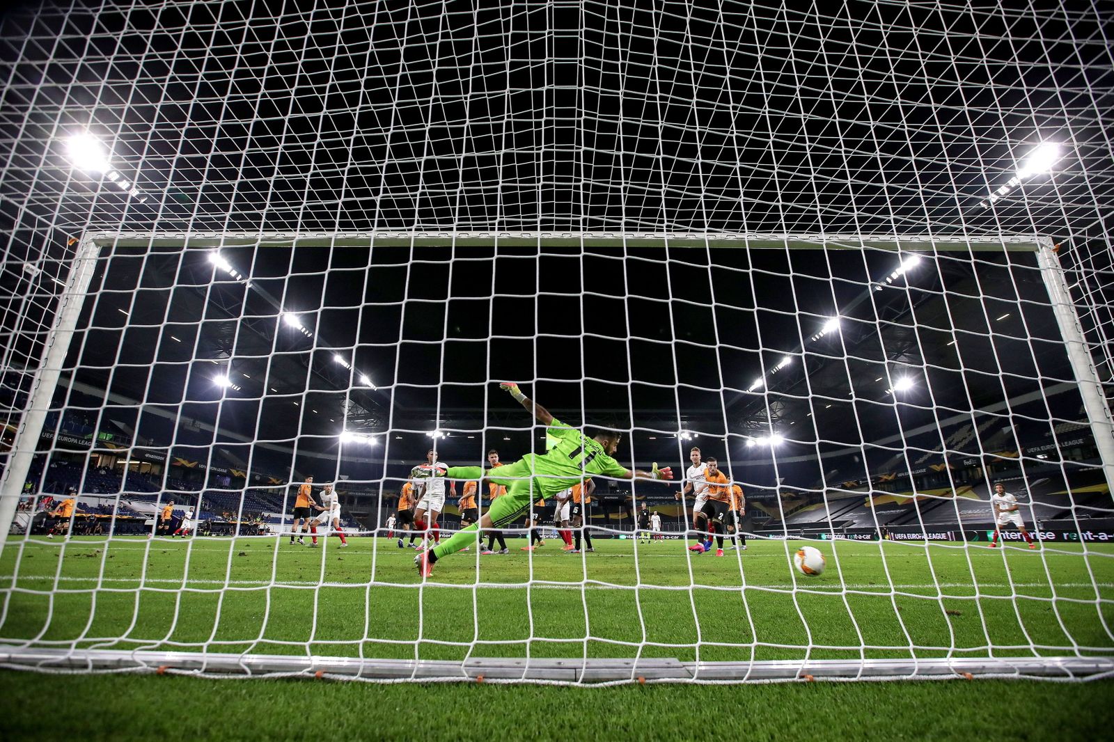 Las imágenes del Wolverhampton-Sevilla