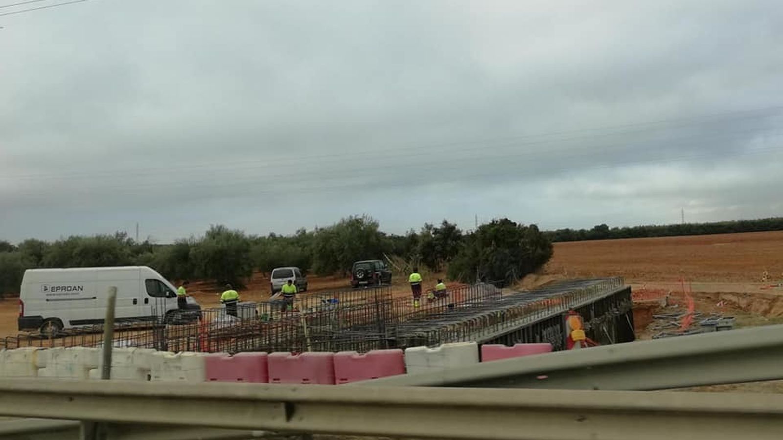 Los trabajos se reanudan.