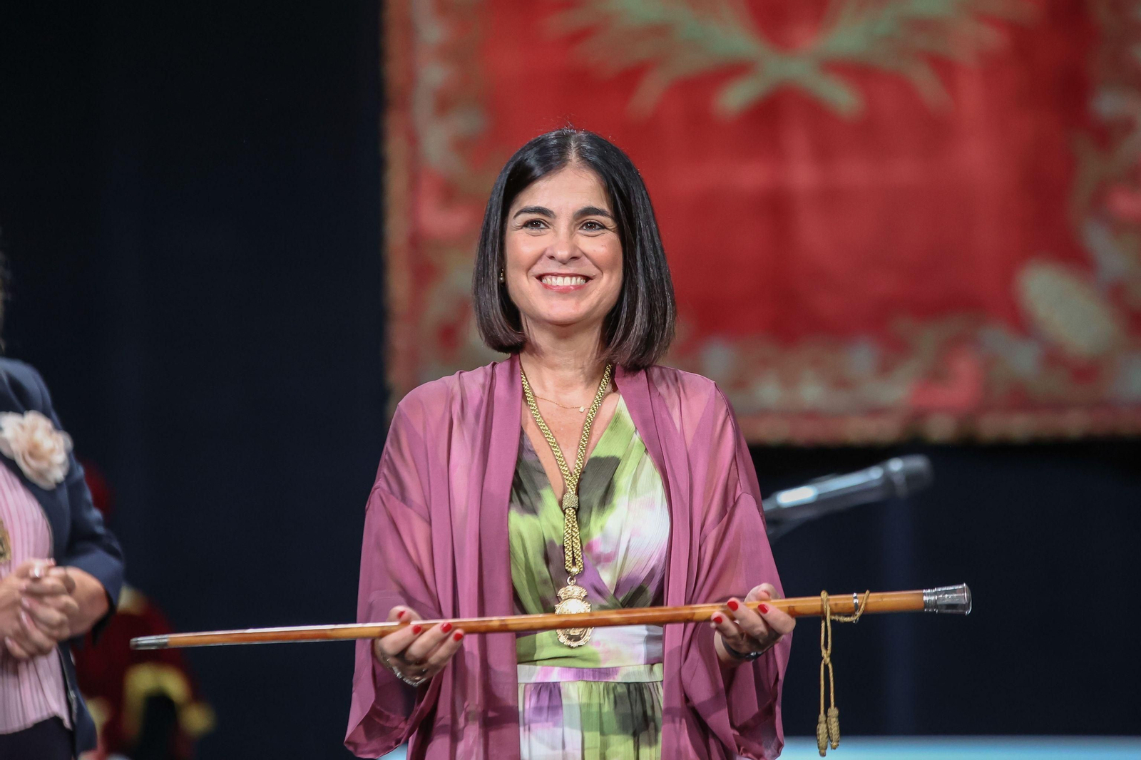 LAS PALMAS: La exministra Carolina Darias (PSOE) se ha estrenado como alcaldesa con apoyo de Nueva Canarias y Unidas Sí Podemos y reeditará el tripartito en la capital.