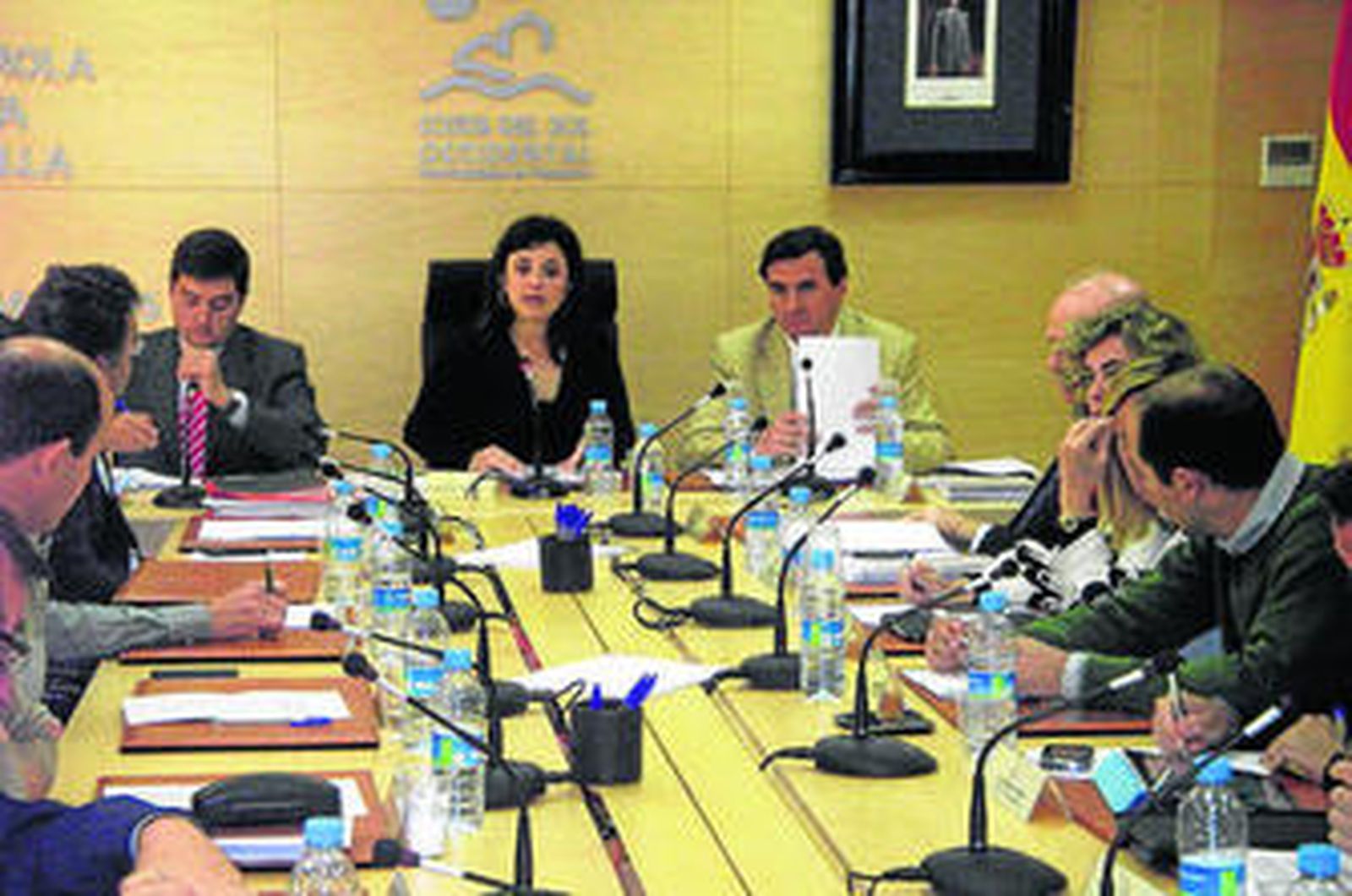 Pleno de la Mancomunidad de Municipios de la Costa occidental reunido ayer.