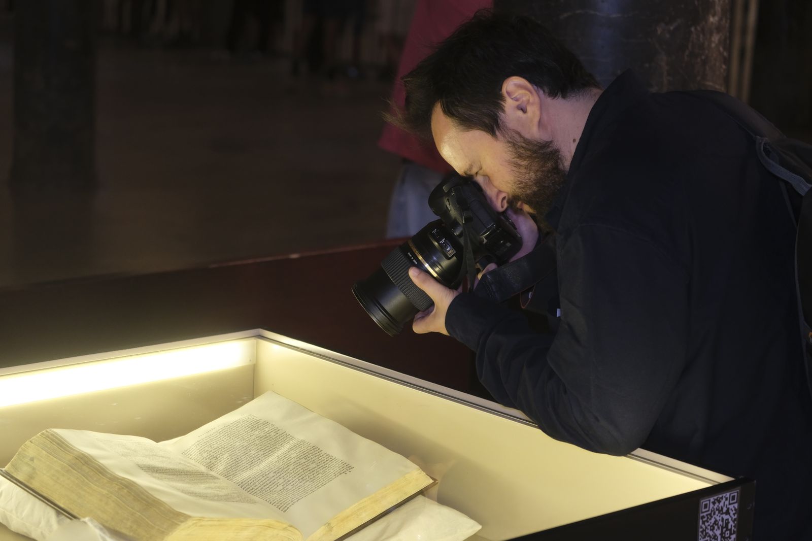 De Bizancio a Córdoba: Un recorrido en imágenes por la exposición sobre los libros griegos del siglo XVI en las bibliotecas cordobesas