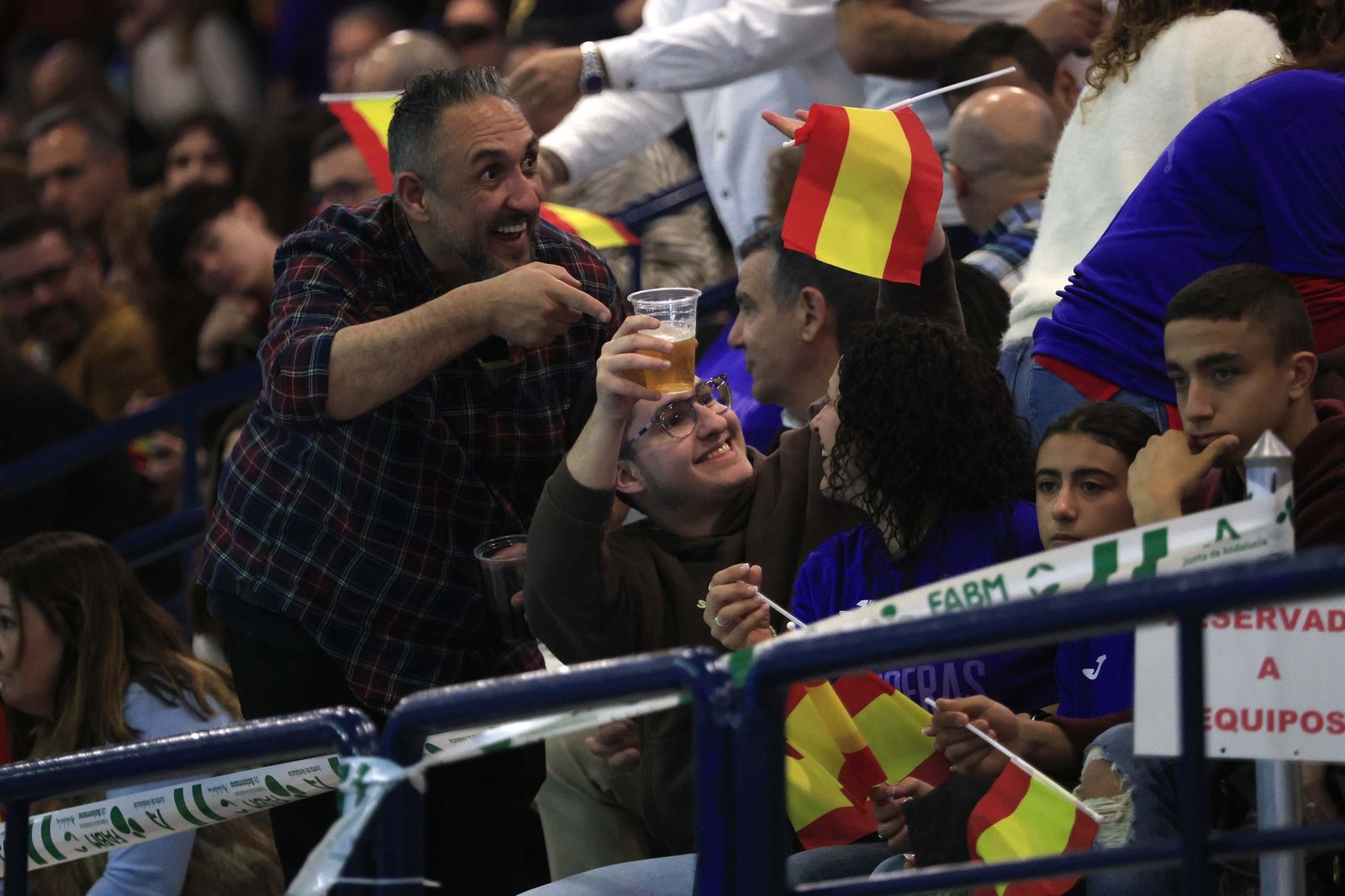 Búscate en el Juan Carlos Mateo de Algeciras durante el España-Austria del preeuropeo  femenino