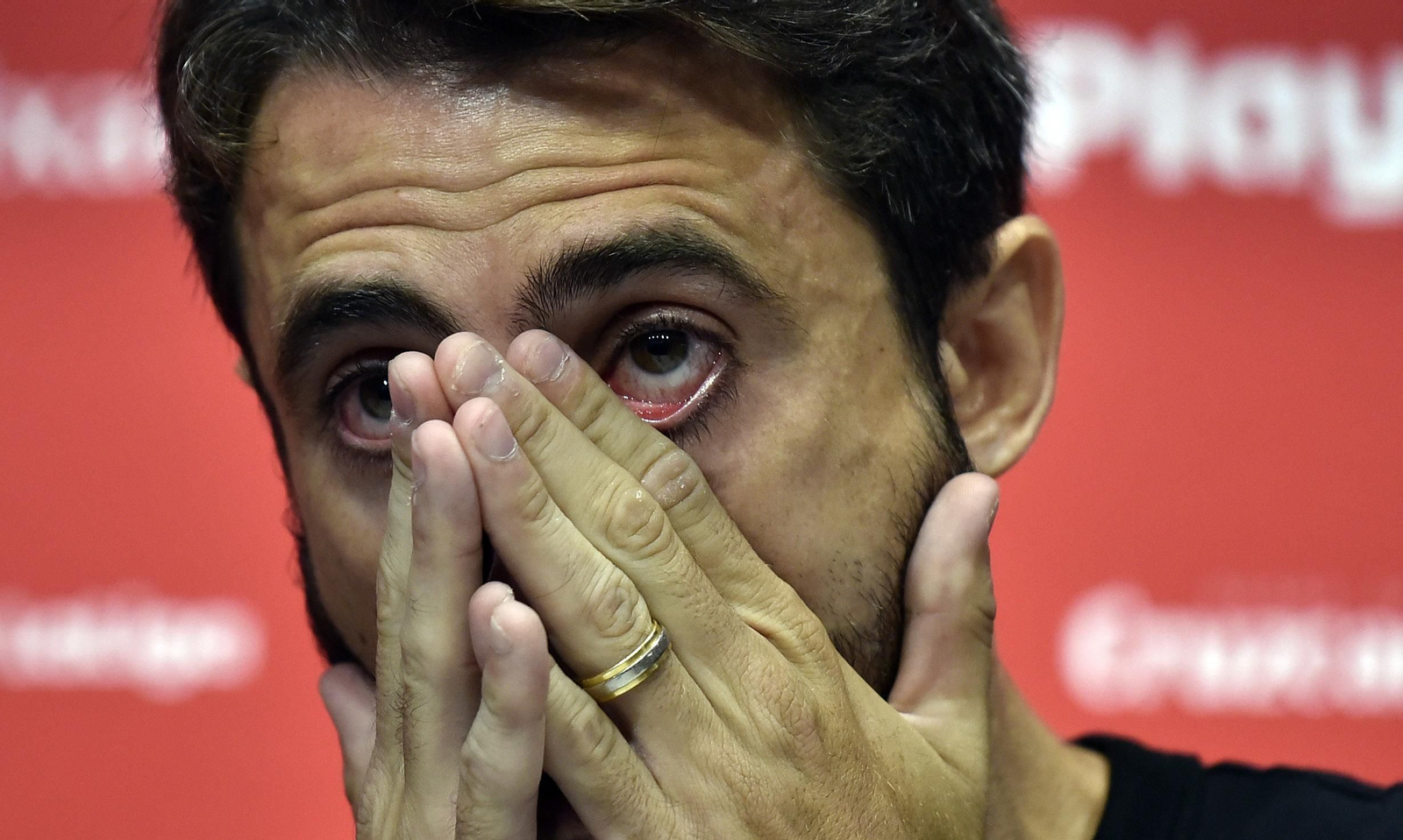 Las imágenes de la emotiva despedida de Nico Pareja del Sevilla