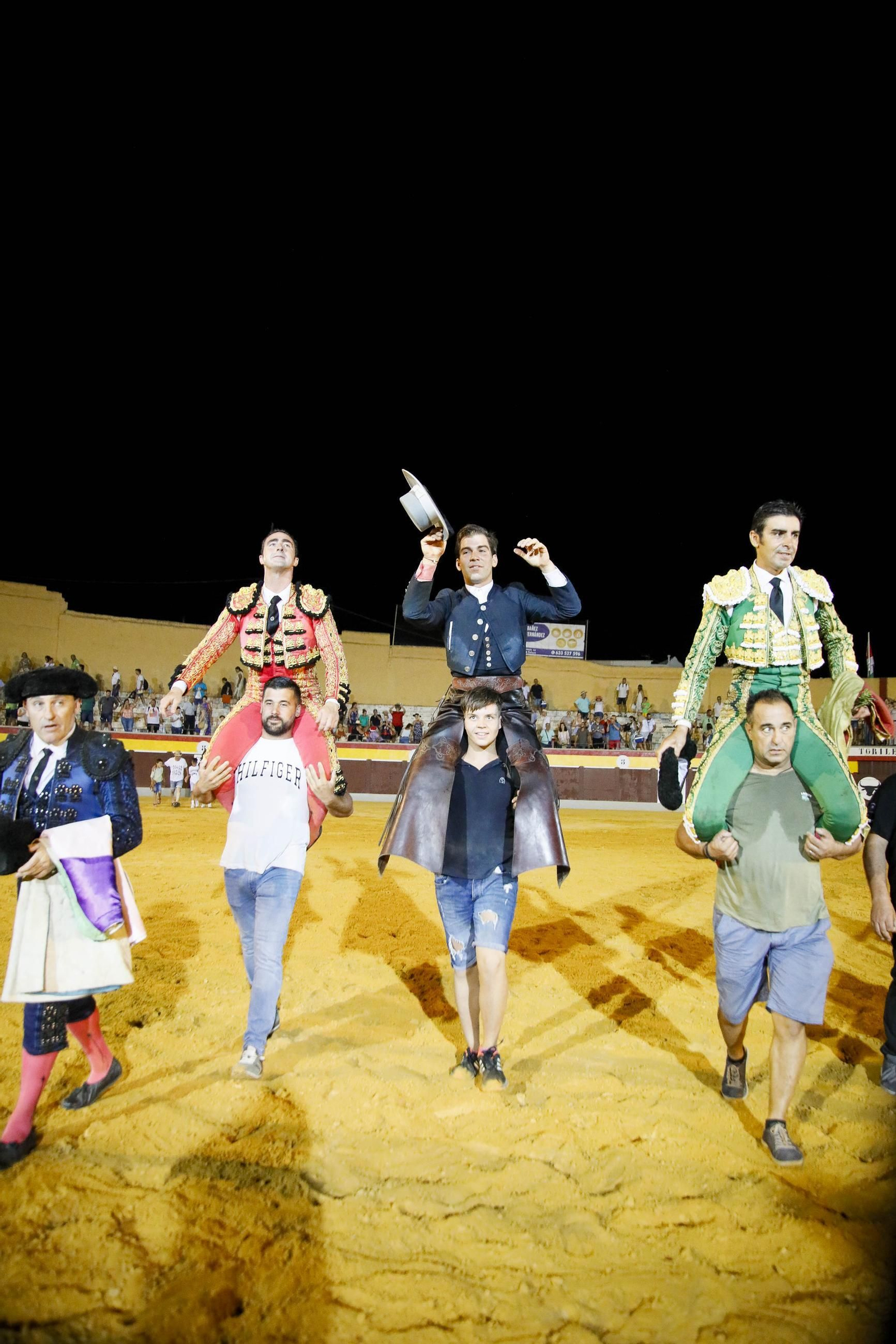Corrida de toros Berja con un toro indultado, en imágenes