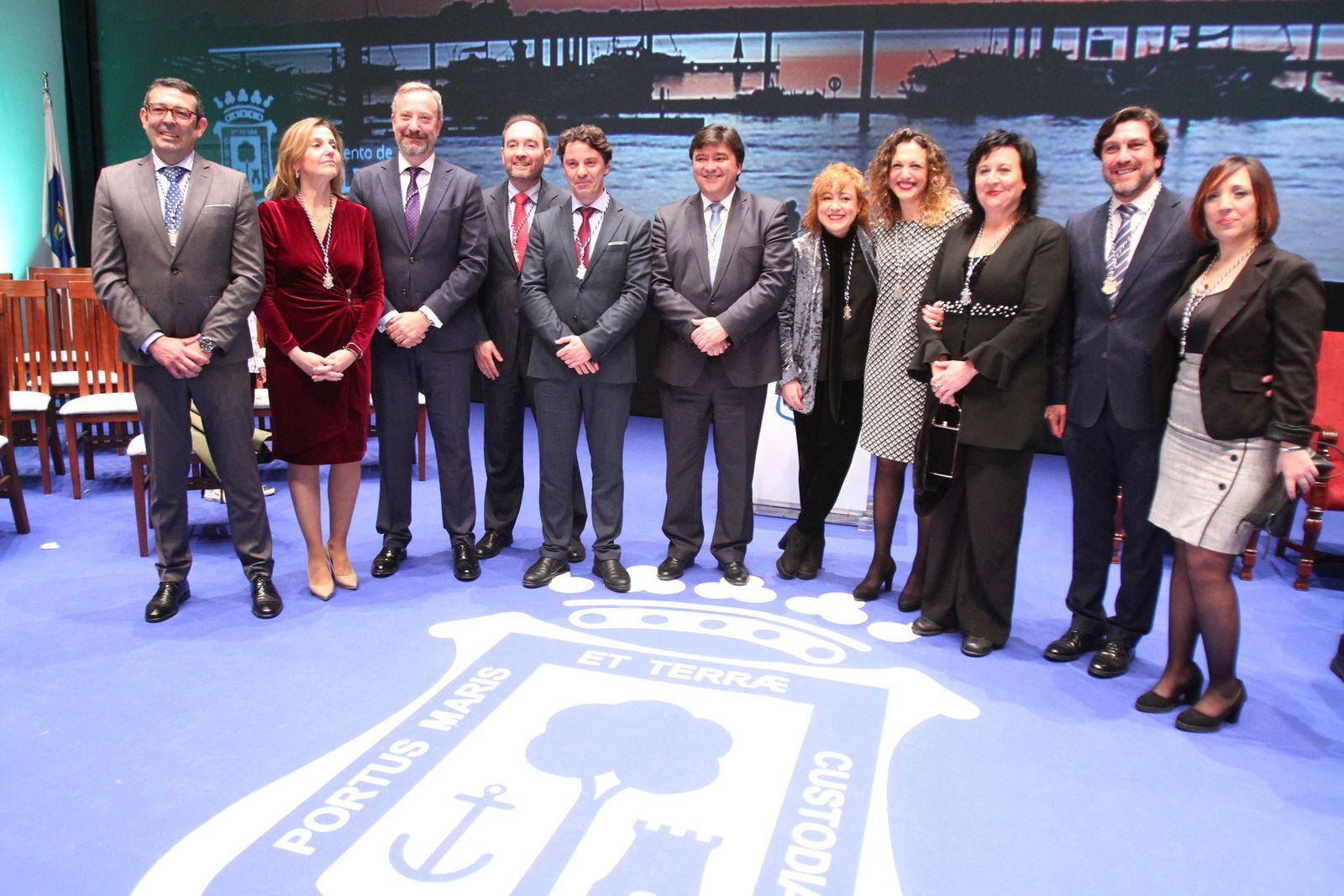 Imágenes de la entrega de las medallas de Huelva