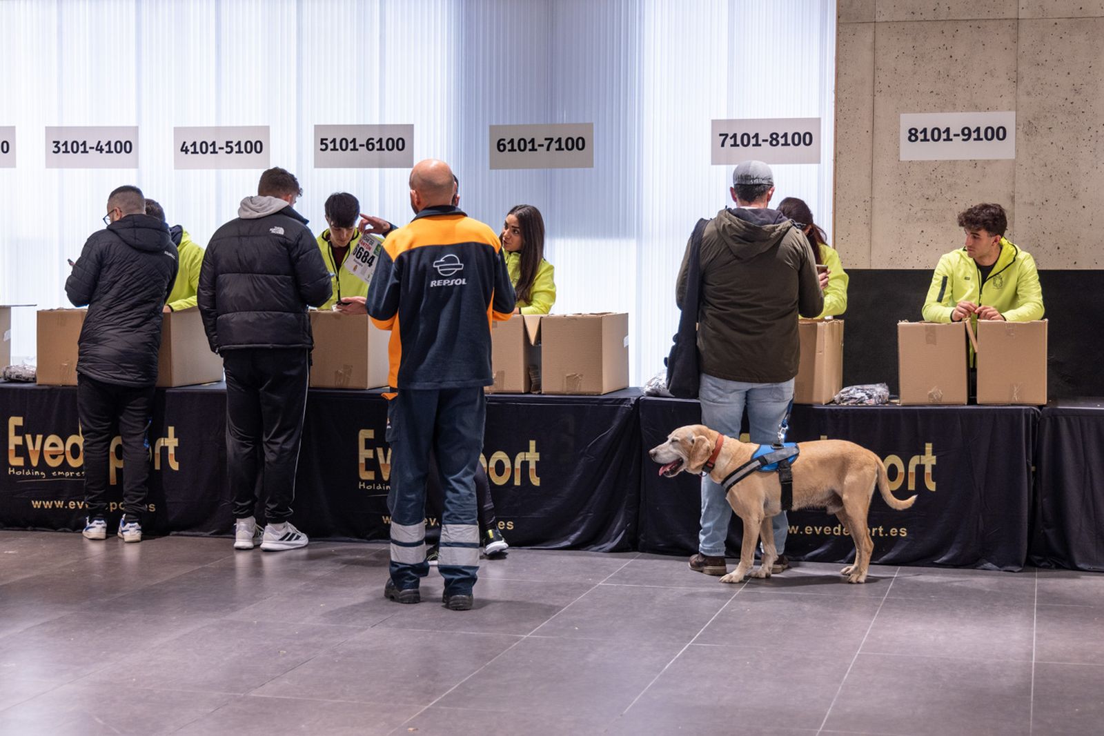 El pistoletazo de salida de la recogida de dorsales de la Carrera de San Antón 2026