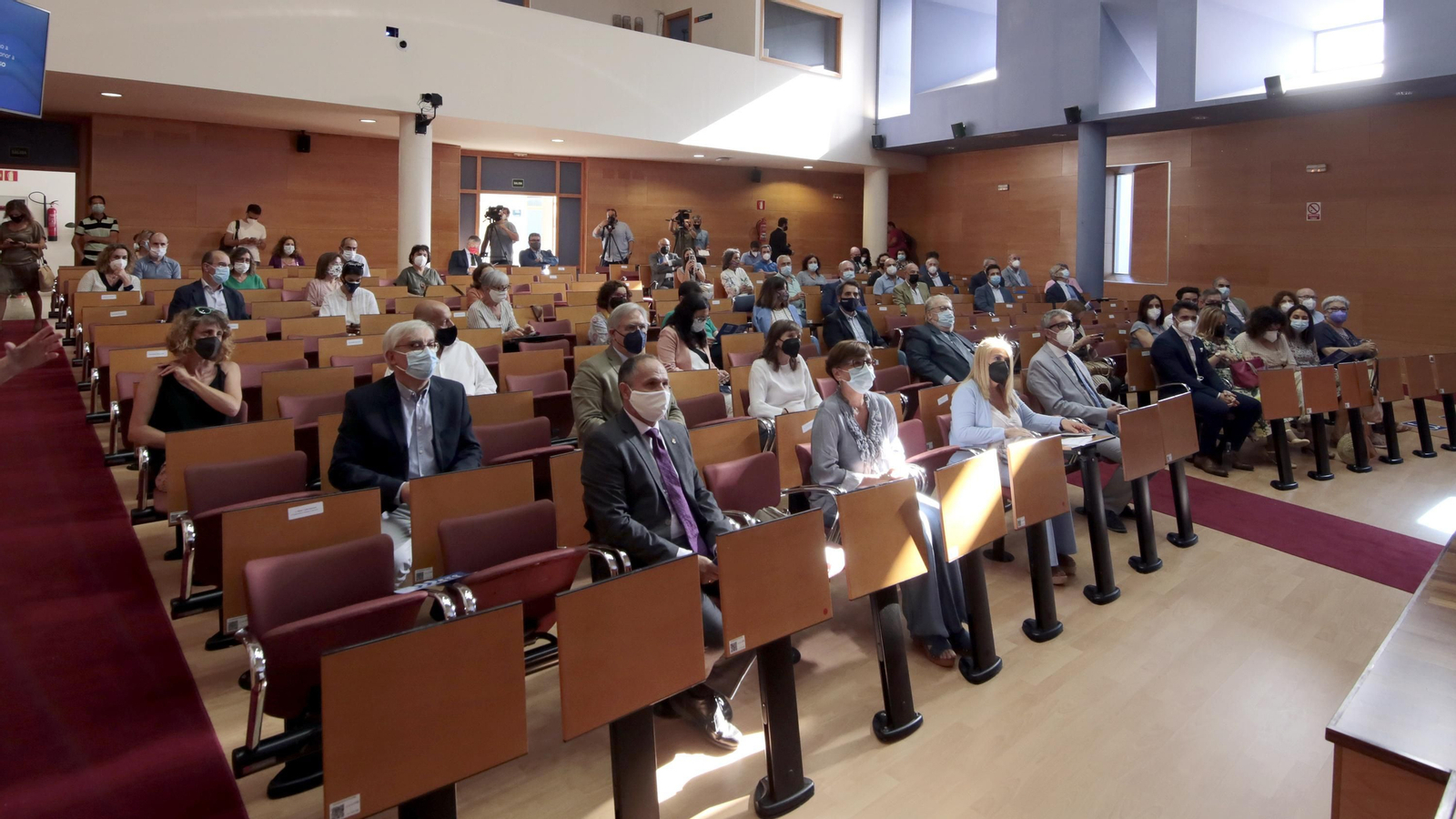 Reconocimiento título Póstumo de Consejero de Honor a D. Carmelo García Barroso