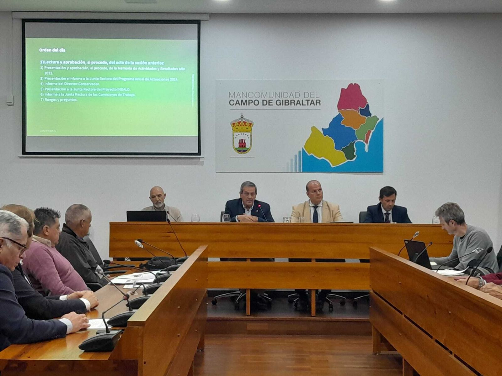 Un momento de la sesión de la junta rectora, este miércoles.