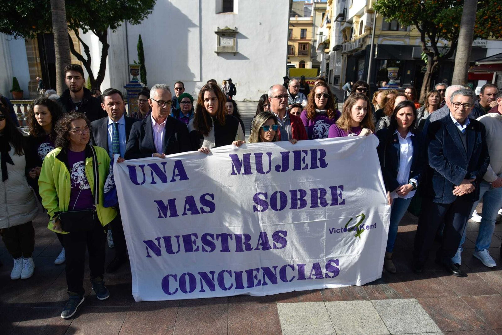 Concentración contra la violencia de género en Plaza Alta.