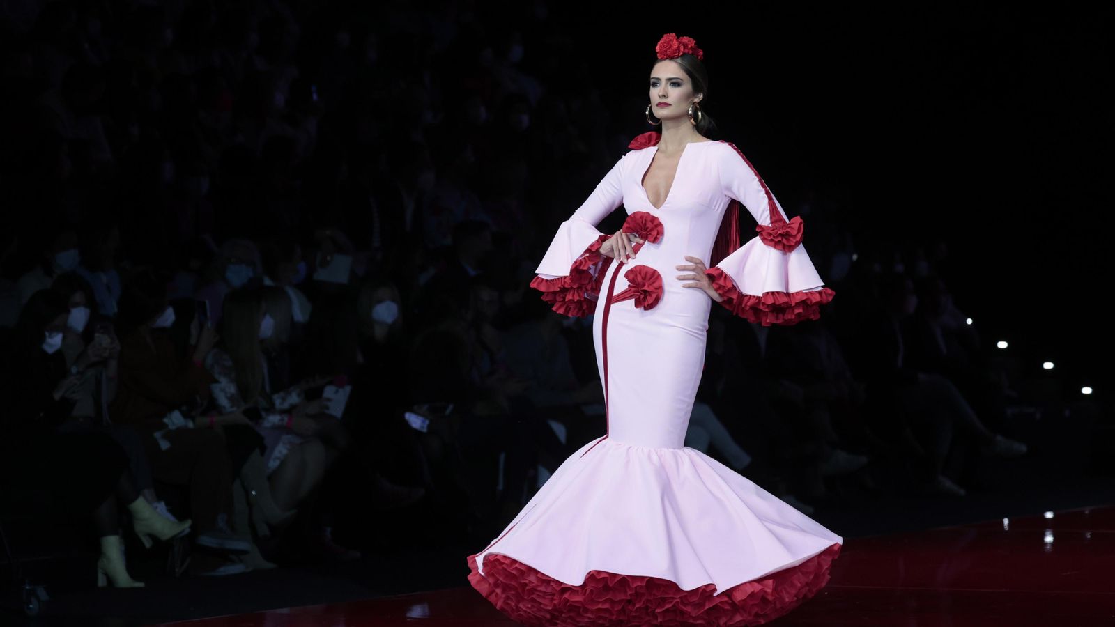 El desfile de Ana Morón en SIMOF 2022.