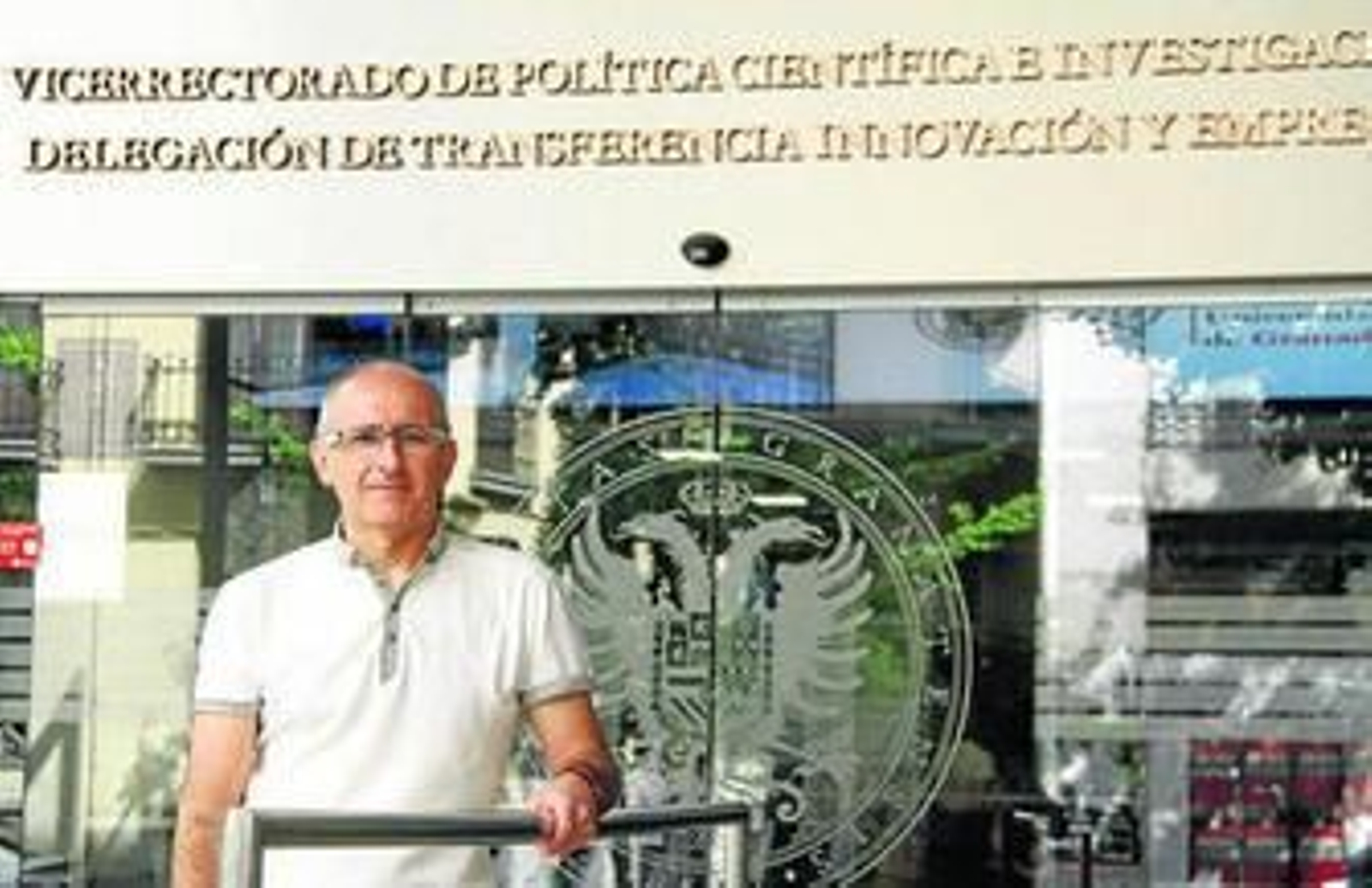 El nuevo vicerrector de Investigación, Enrique Herrera-Viedma, es uno de los científicos más citados.