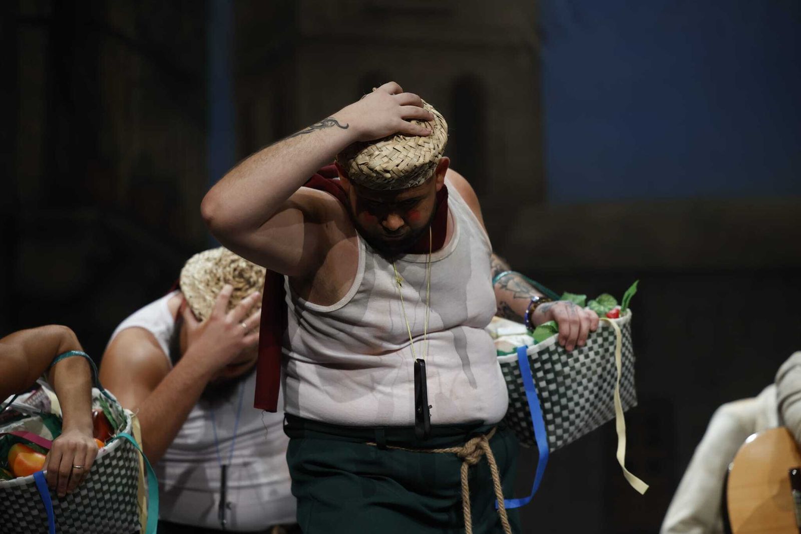 Chirigota 'Çembrando coplâ (la comparça er pueblo)'.