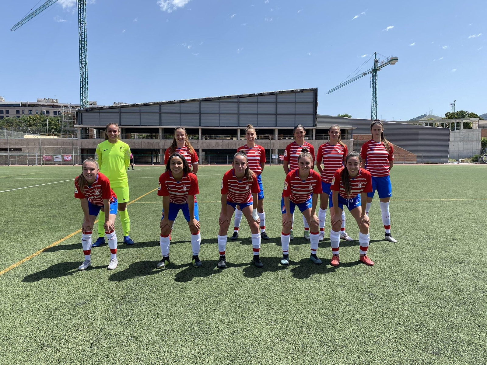 Último once del filial del Granada CF femenino que se juega en Málaga el ascenso.