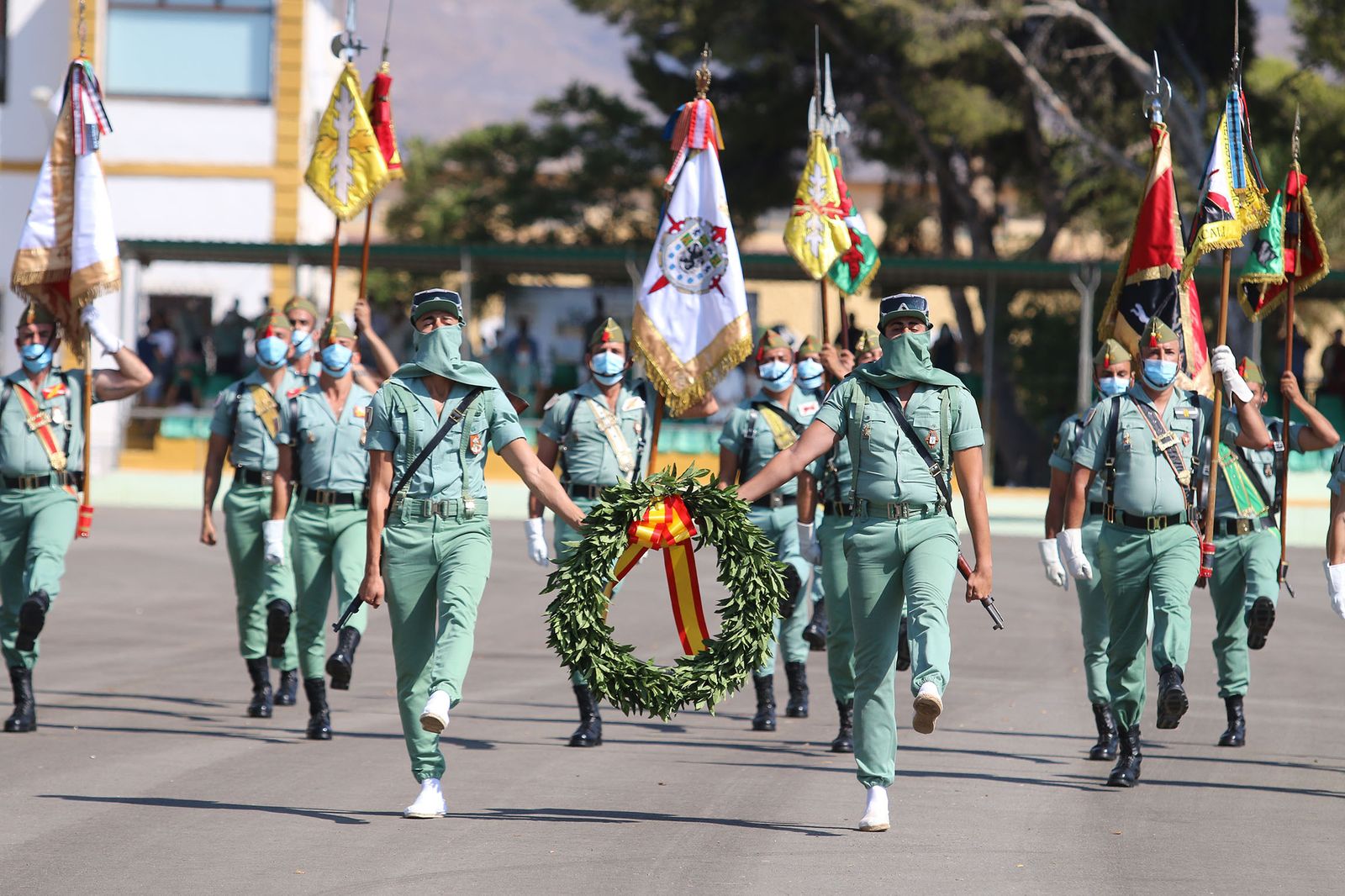 Fotogalería El Jefe del Estado Mayor del Ejército preside el acto conmemorativo del CI aniversario de La Legión
