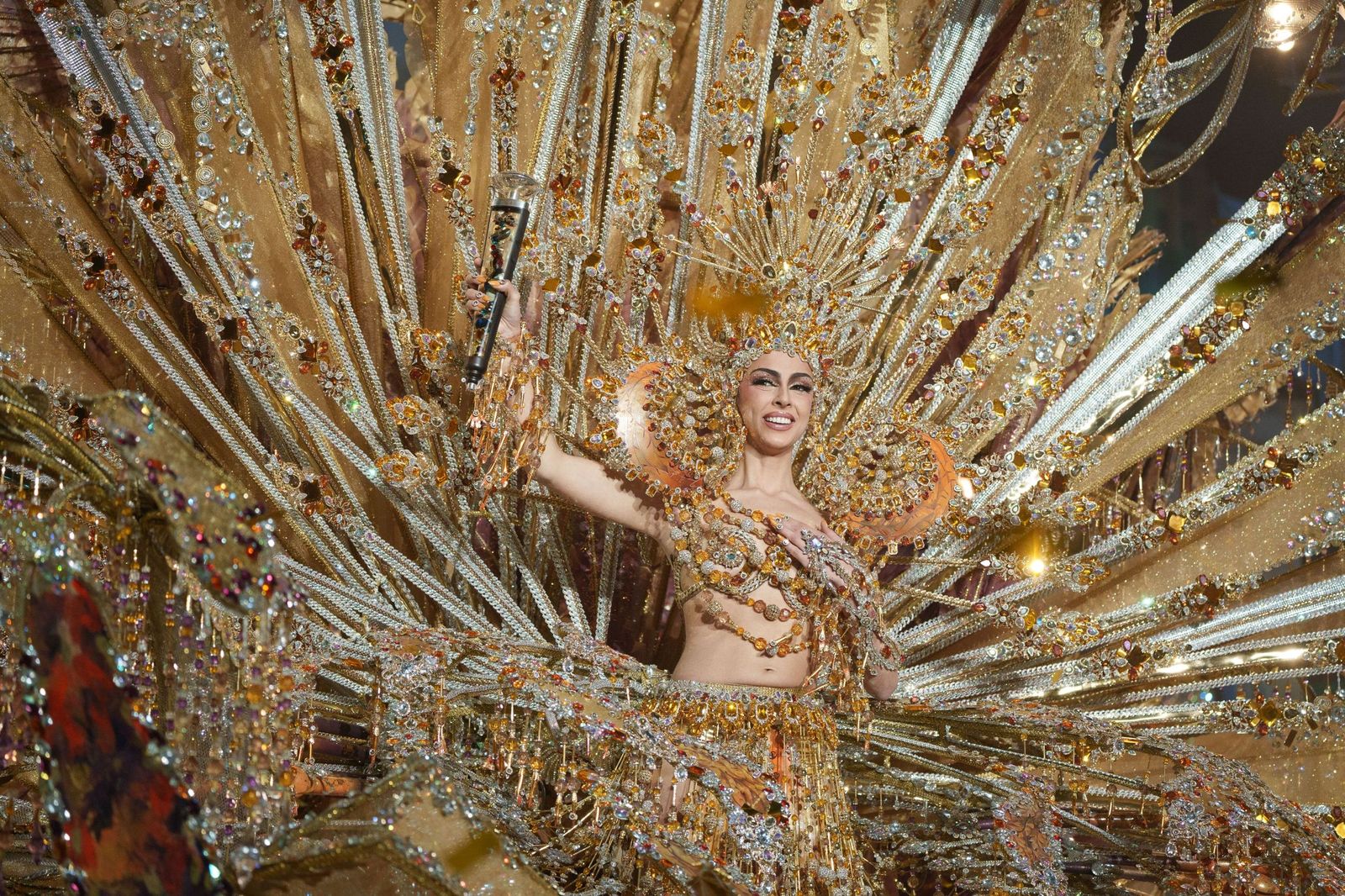 Las espectaculares fantasías de la gala de la reina del carnaval de Santa Cruz de Tenerife 2026