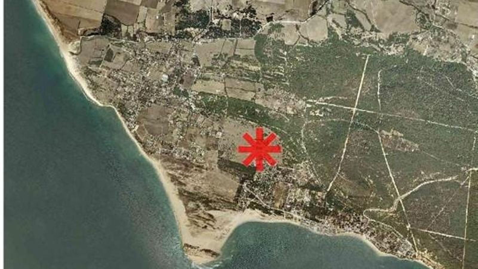 Localización de la futura urbanización, junto a La Breña y al norte del Tómbolo de Trafalgar.