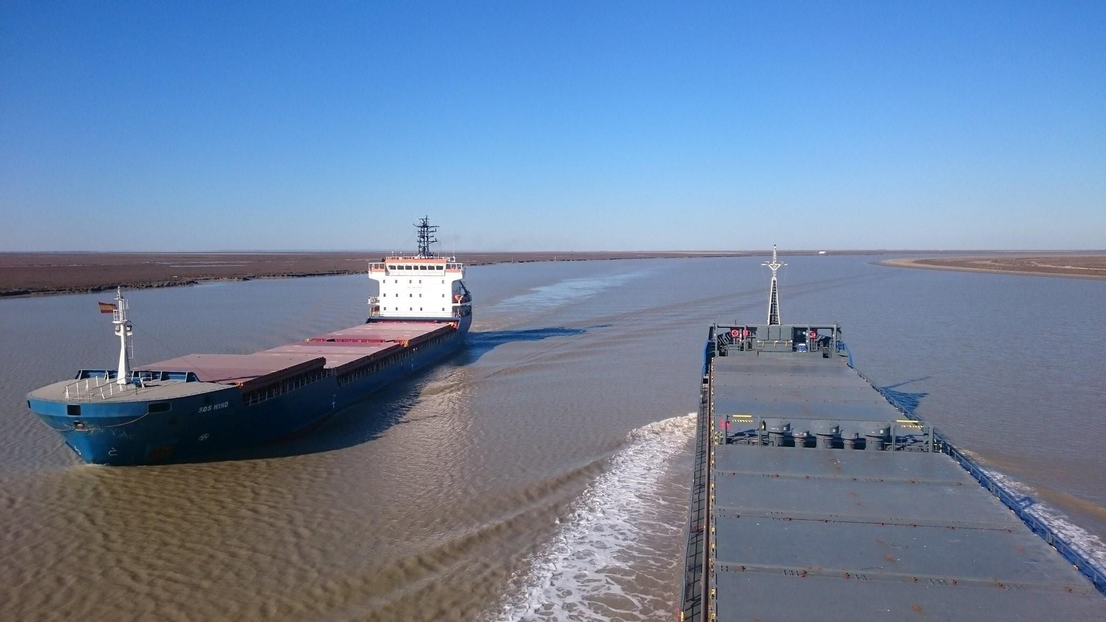 Prácticos del Guadalquivir: los orfebres de la navegación por el estuario