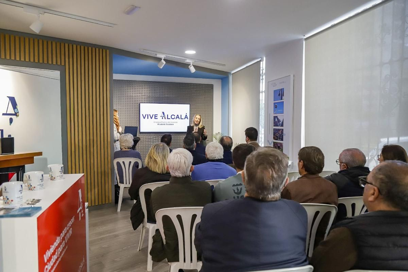 La alcaldesa, Ana Isabel Jiménez, en un momento de la presentación.