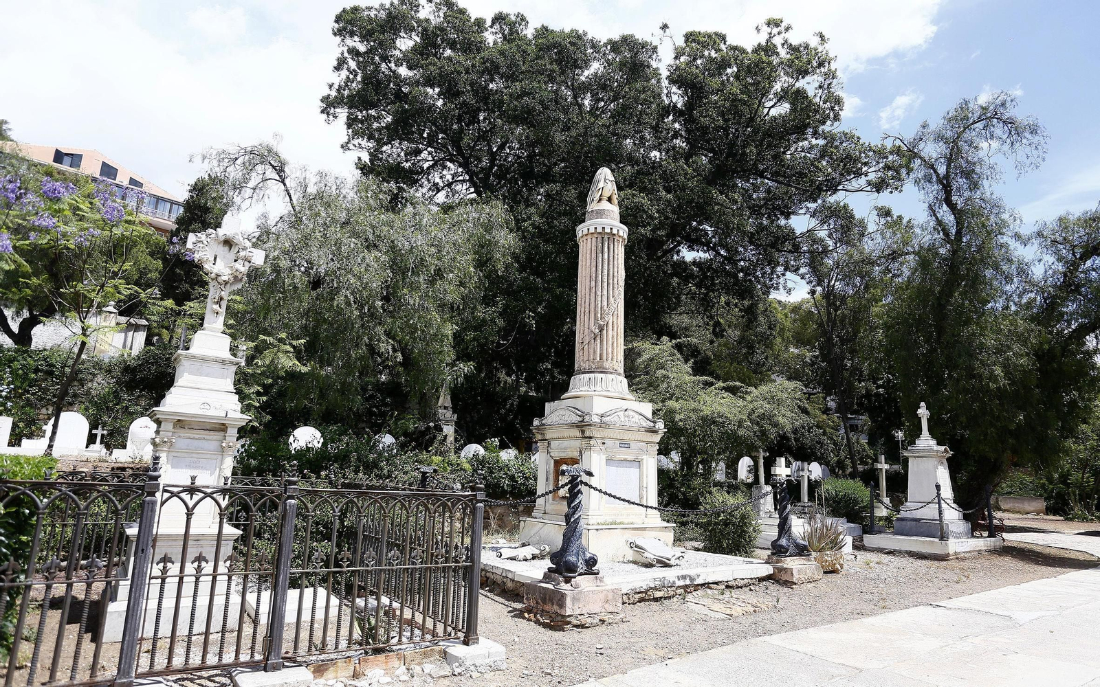 El cementerio Inglés de Málaga, en fotos