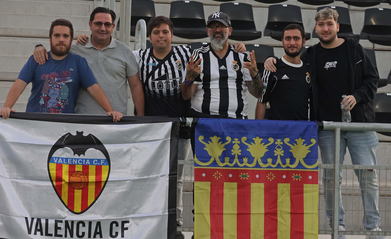 Búscate en el Ciudad de La Línea durante el Balona - Orihuela