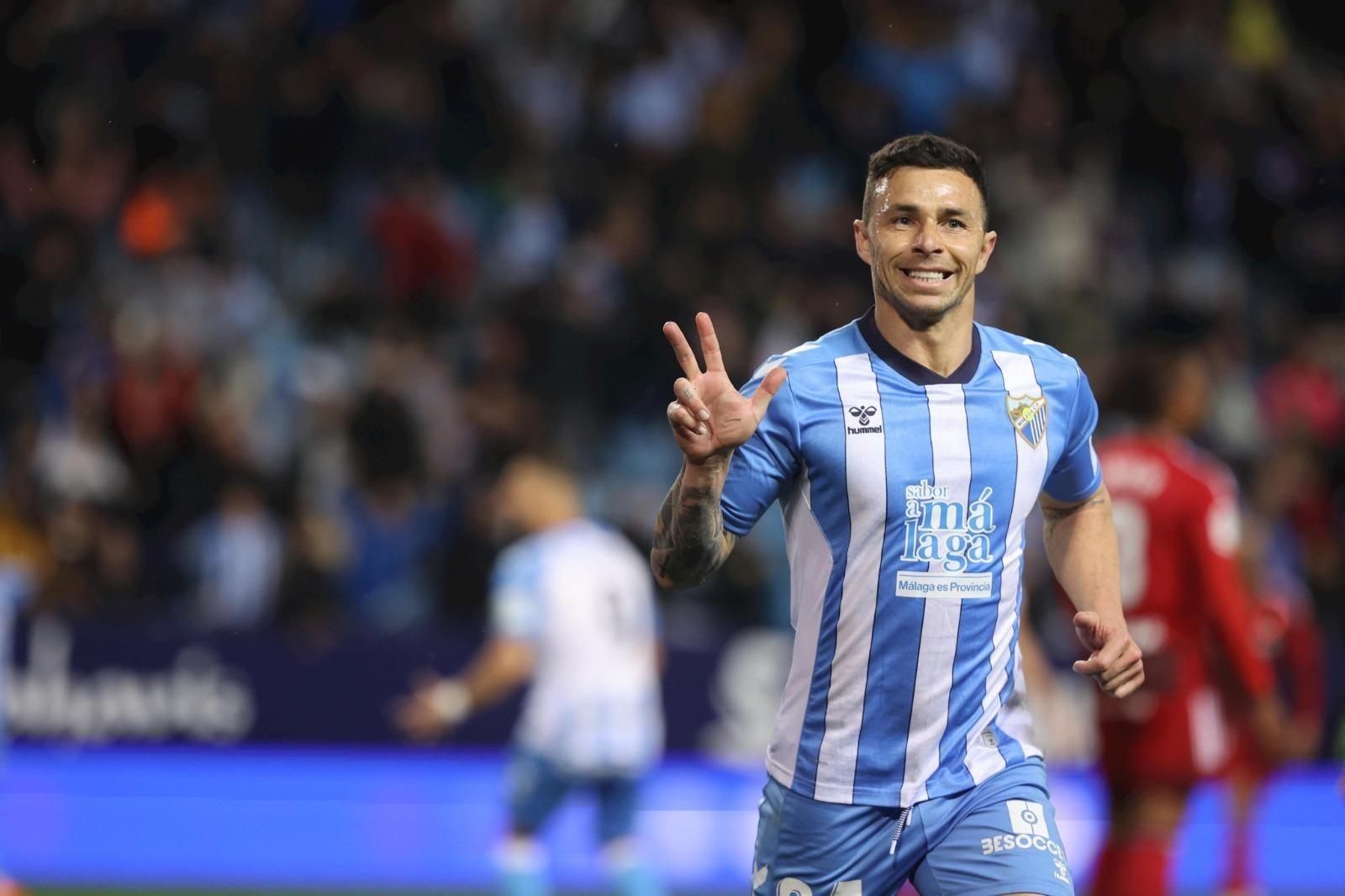 Rubén Castro celebra uno de sus dos goles. Rubén Castro celebra uno de sus dos goles.
