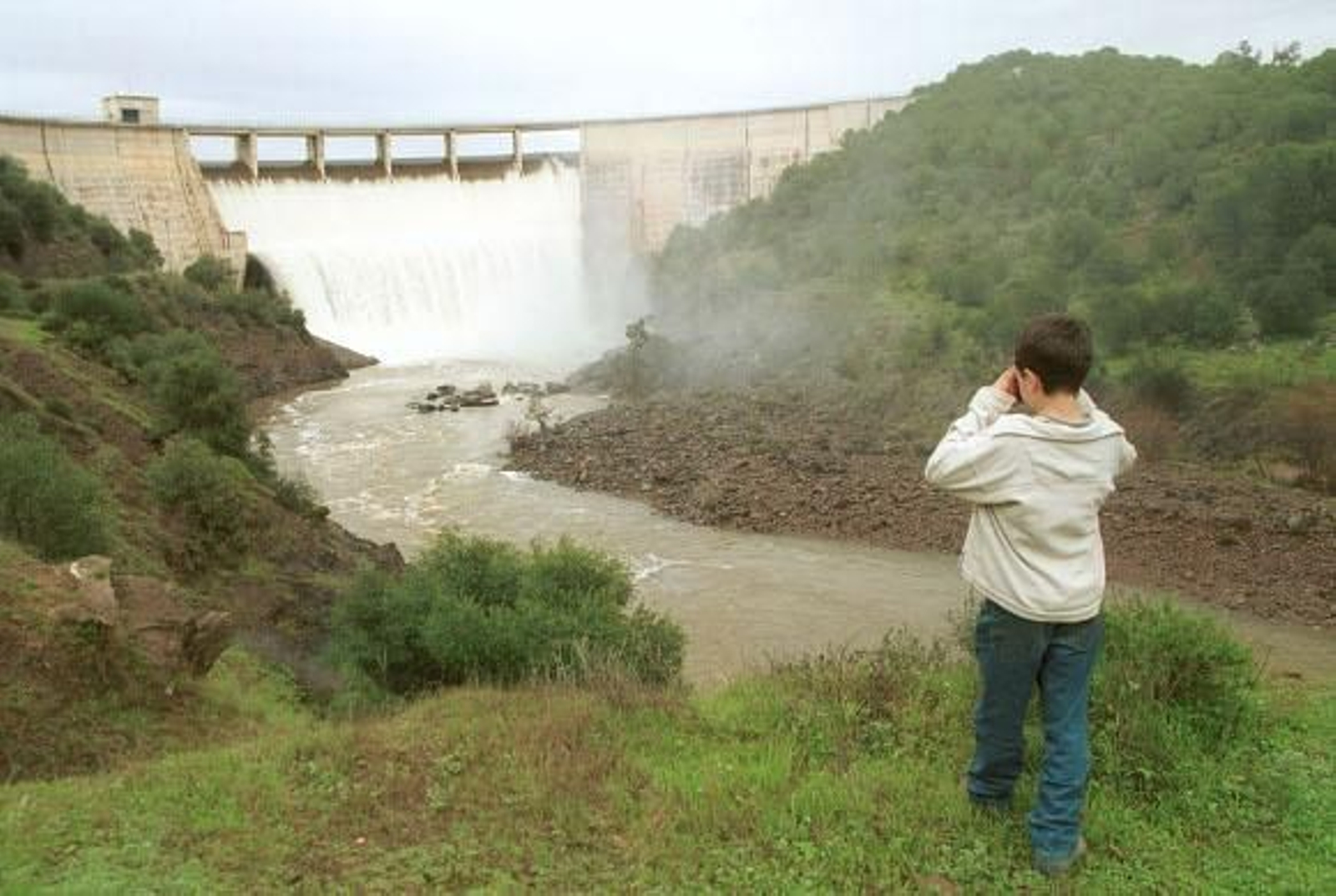 Las reservas caen un 26,8%