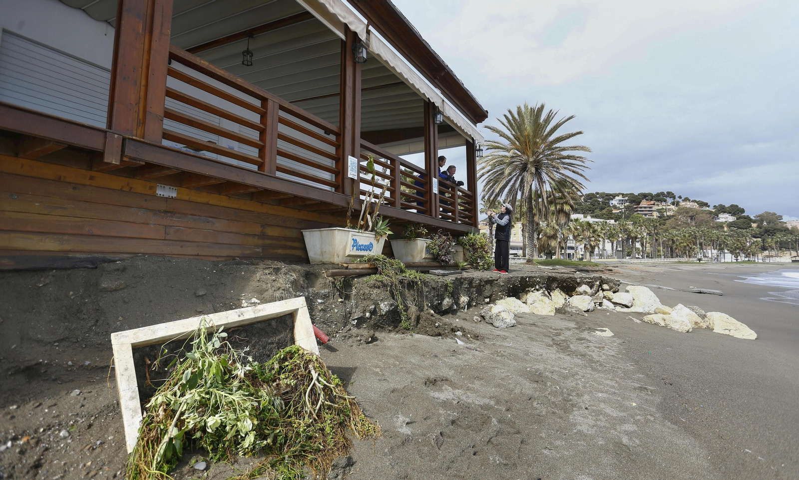 Las fotos de los efectos del temporal en las playas y paseos marítimos de Málaga