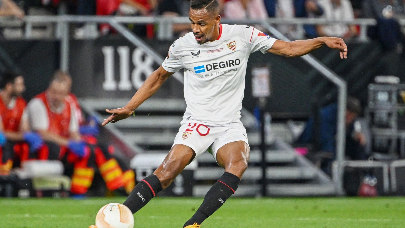 El centrocampista sevillista Fernando Reges.