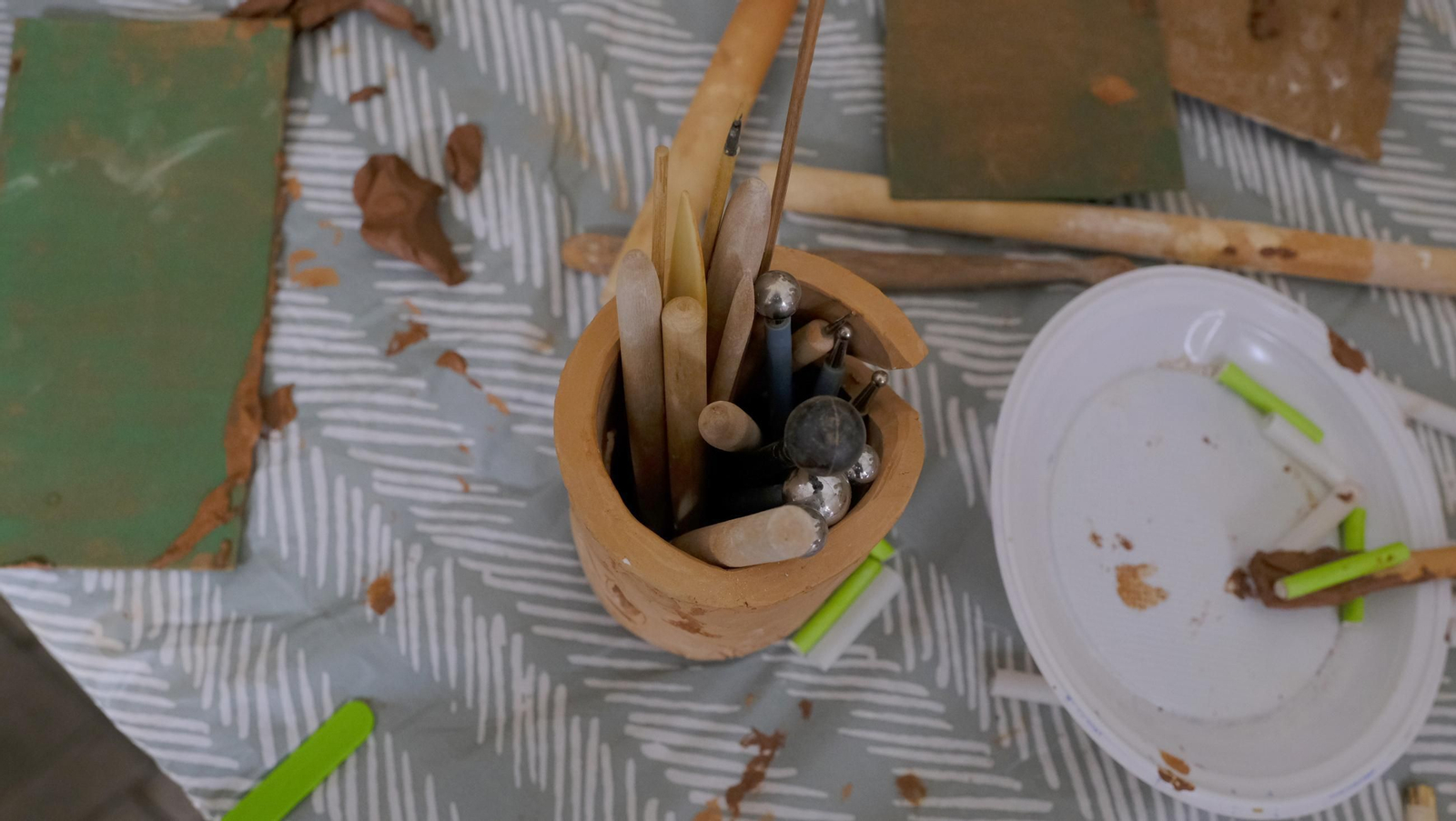 Las imágenes de los talleres familiares de cerámica en la Feria de Almería 2025