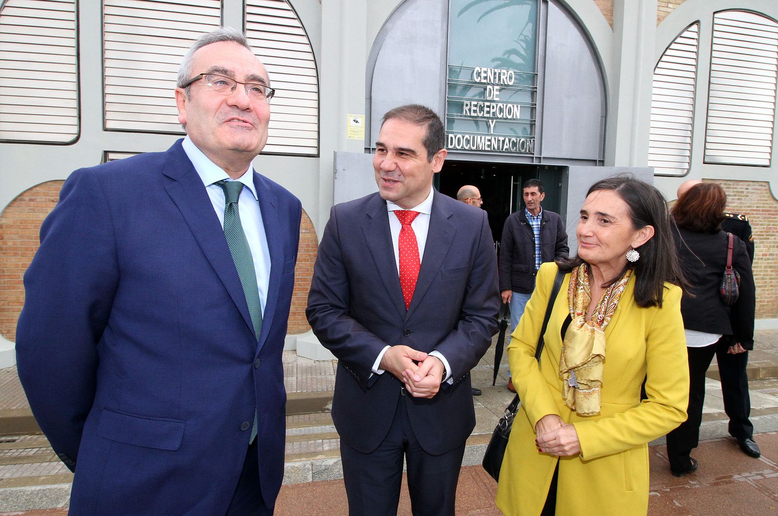 Imágenes de la toma de posesión del nuevo presidente del Puerto de Huelva, José Luis Ramos.