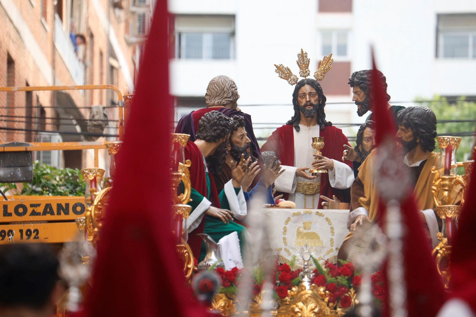 La procesión de la Sagrada Cena en este Jueves Santo de Córdoba, en imágenes